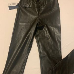 Aritzia Wilfred Daria faux leather ankle pants XXS